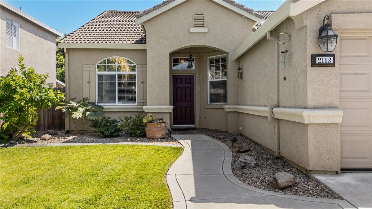 Detail Gallery Image 5 of 55 For 2112 Steinbeck Dr, Modesto,  CA 95356 - 3 Beds | 2 Baths