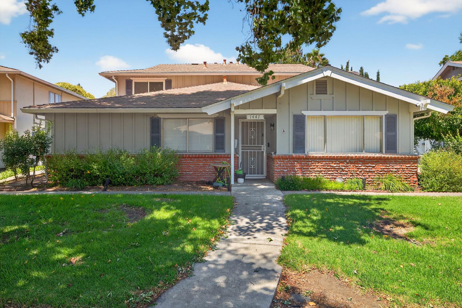 Detail Gallery Image 1 of 49 For 1447 Del Rio Cir #C,  Concord,  CA 94518 - 2 Beds | 1 Baths