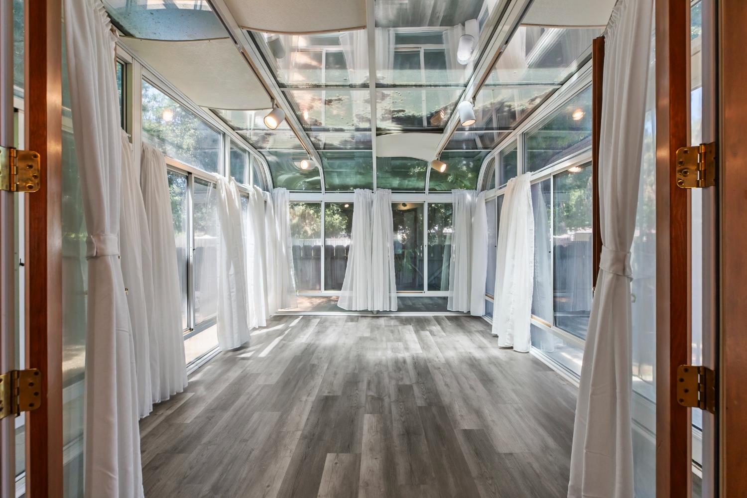 Detail Gallery Image 14 of 39 For 3355 San Fernando Ct, Merced,  CA 95348 - 4 Beds | 2/1 Baths