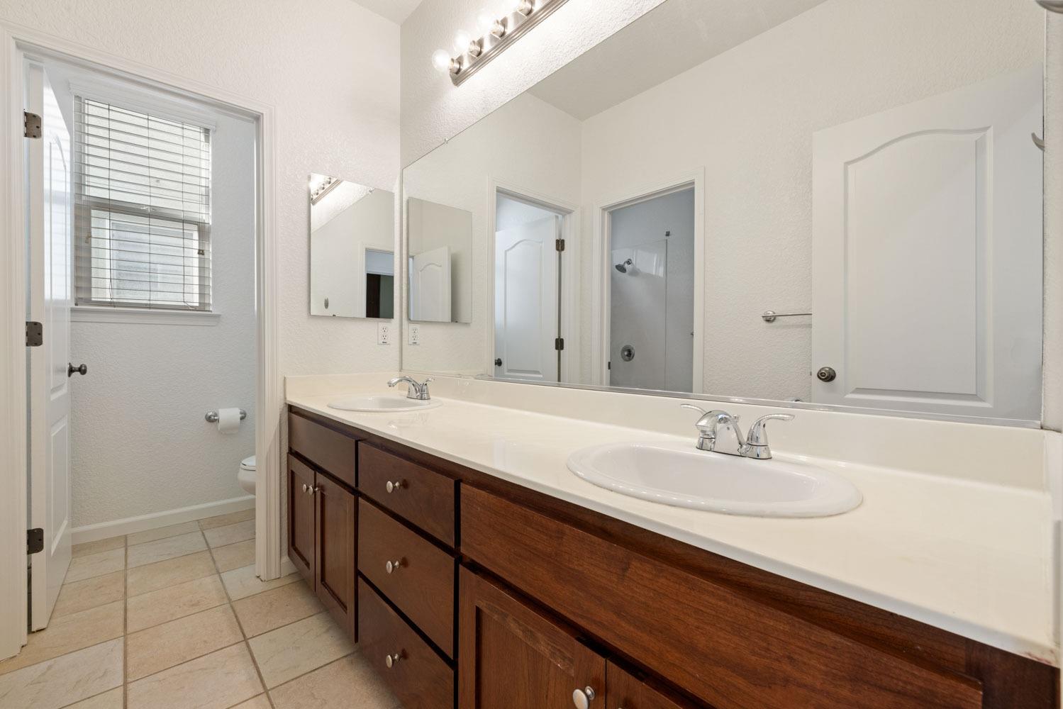 Detail Gallery Image 40 of 51 For 2905 Amir Pl, Modesto,  CA 95355 - 5 Beds | 2/1 Baths