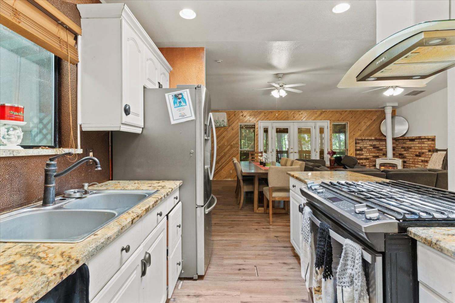 Detail Gallery Image 25 of 58 For 3205 Castlewood Cir, Pollock Pines,  CA 95726 - 3 Beds | 2 Baths