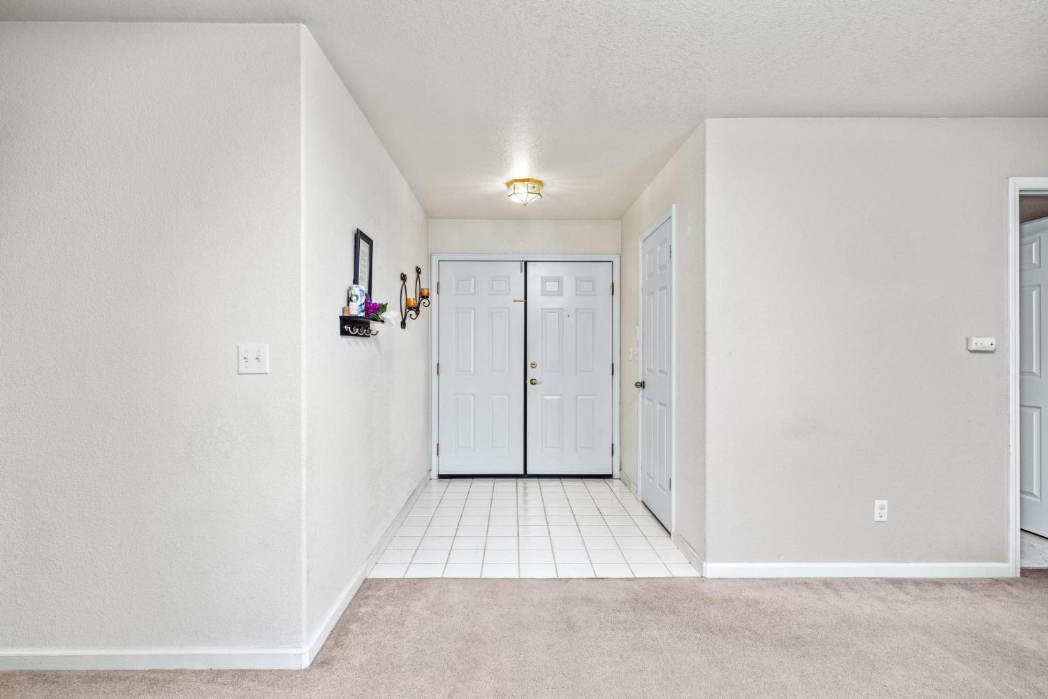 Detail Gallery Image 7 of 34 For 1637 Fantasy Ct, Modesto,  CA 95351 - 3 Beds | 2 Baths
