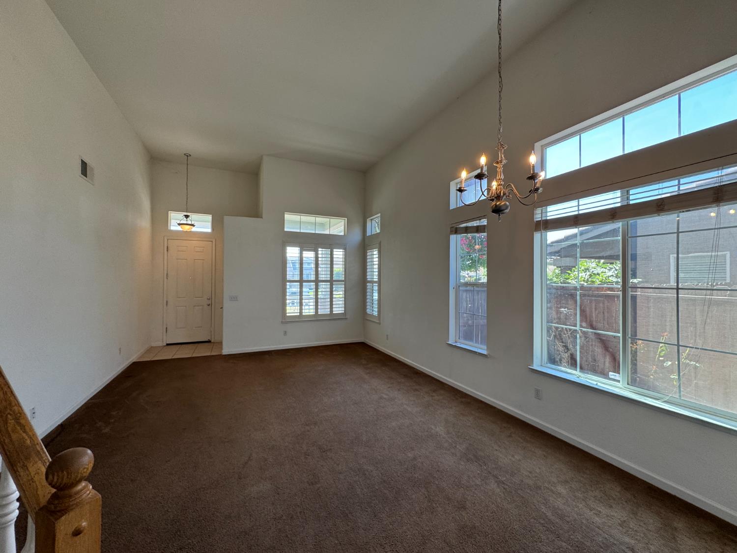 Detail Gallery Image 2 of 20 For 5415 Etherington Ct, Riverbank,  CA 95367 - 4 Beds | 3 Baths