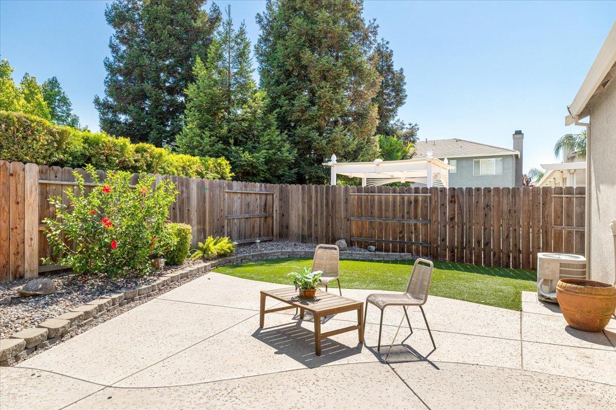 Detail Gallery Image 50 of 55 For 2112 Steinbeck Dr, Modesto,  CA 95356 - 3 Beds | 2 Baths