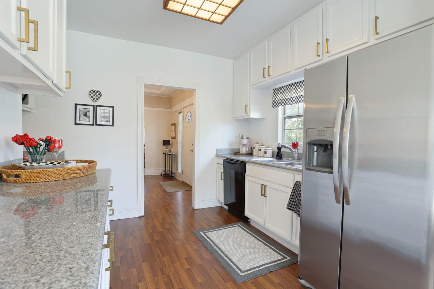 Detail Gallery Image 15 of 39 For 430 Bedford Rd, Stockton,  CA 95204 - 2 Beds | 1 Baths