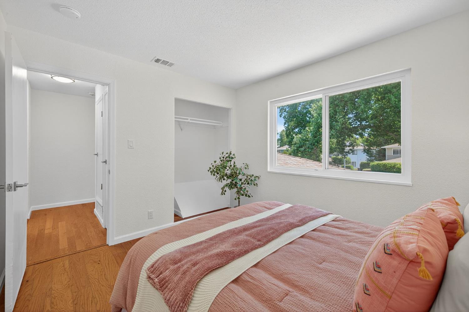 Detail Gallery Image 30 of 49 For 1447 Del Rio Cir #C,  Concord,  CA 94518 - 2 Beds | 1 Baths