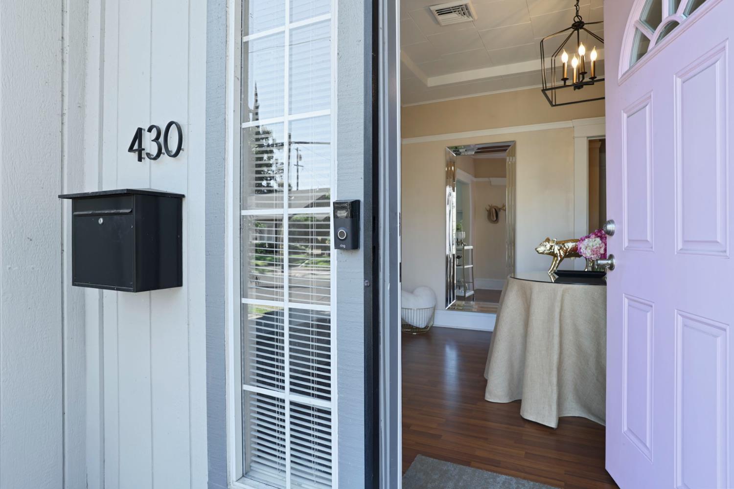 Detail Gallery Image 8 of 39 For 430 Bedford Rd, Stockton,  CA 95204 - 2 Beds | 1 Baths