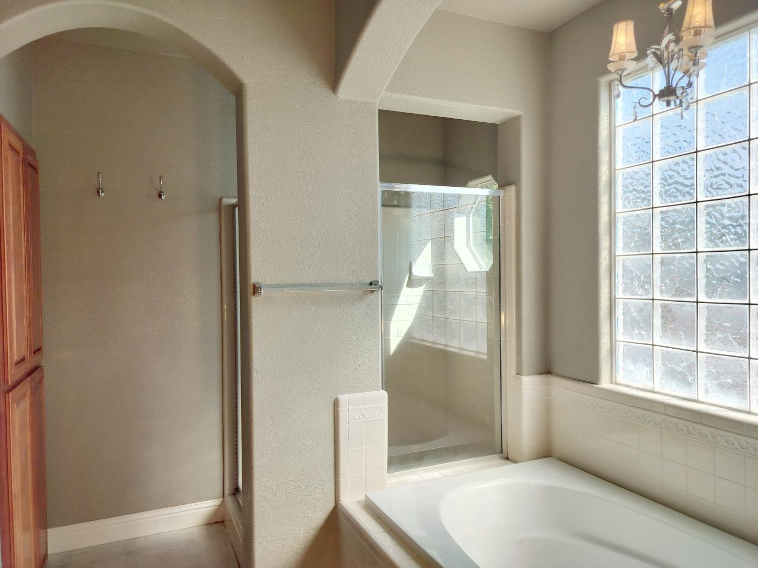 Detail Gallery Image 33 of 61 For 8880 Water Song Cir, Roseville,  CA 95747 - 5 Beds | 3 Baths