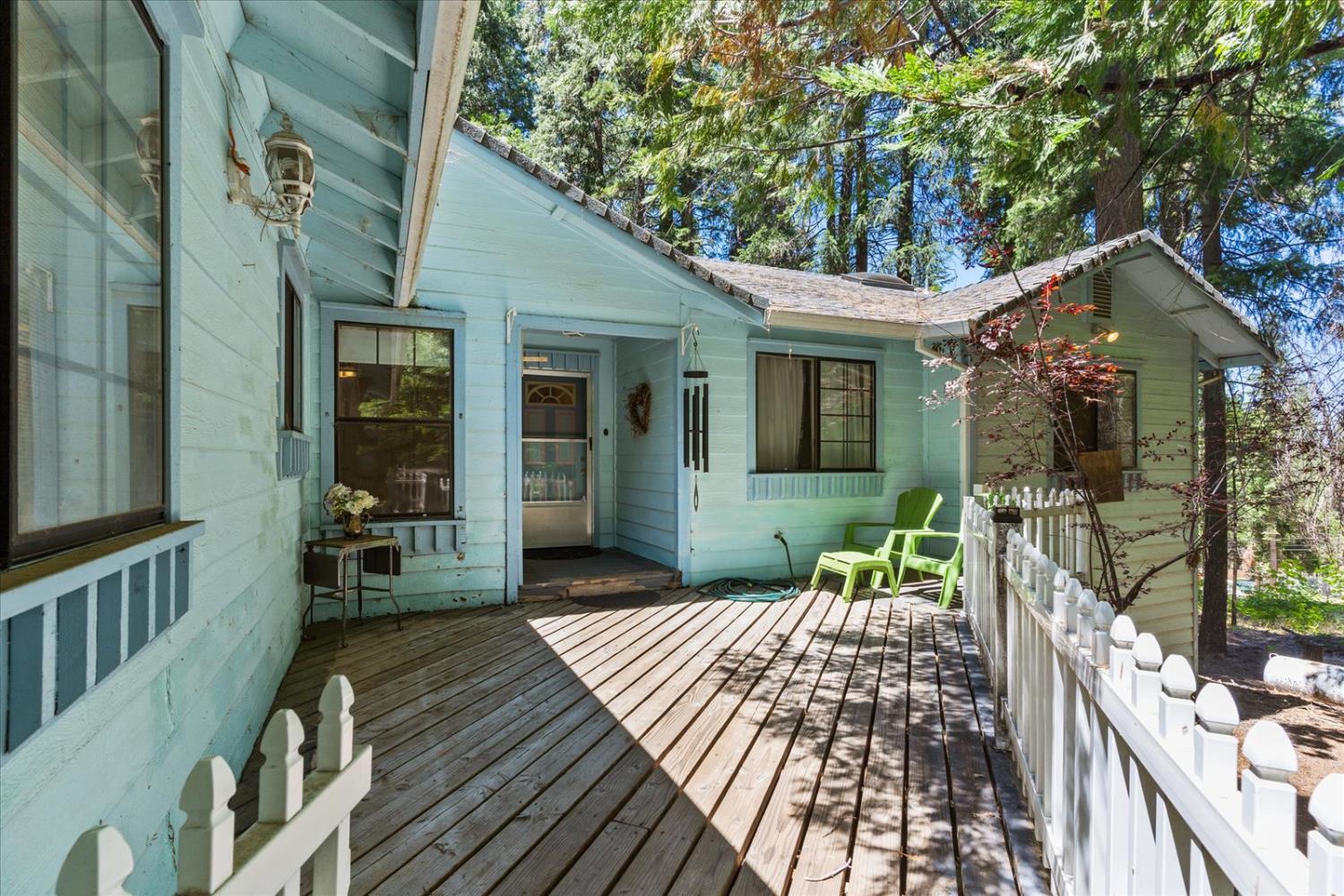 Detail Gallery Image 7 of 58 For 3205 Castlewood Cir, Pollock Pines,  CA 95726 - 3 Beds | 2 Baths