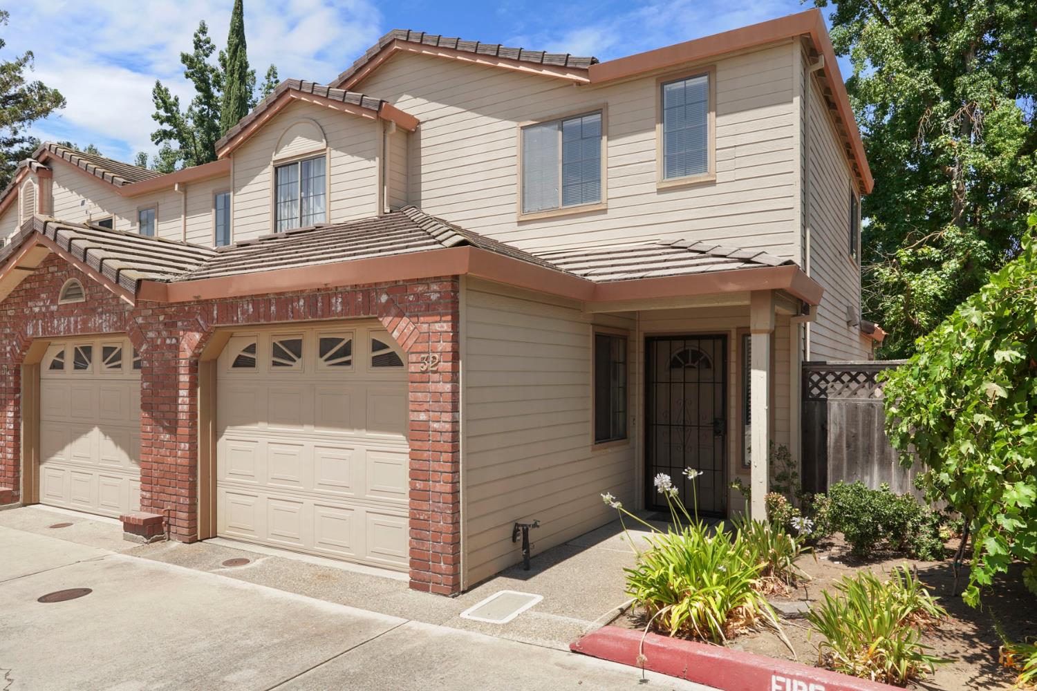 Detail Gallery Image 1 of 24 For 2250 Scarborough Dr #32,  Lodi,  CA 95240 - 1 Beds | 1/1 Baths