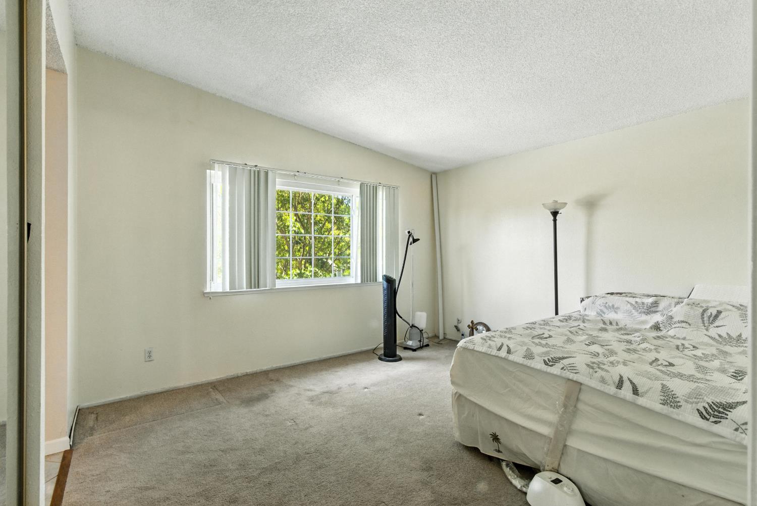 Detail Gallery Image 28 of 38 For 3347 Calico Ct, Sacramento,  CA 95826 - 4 Beds | 2/1 Baths