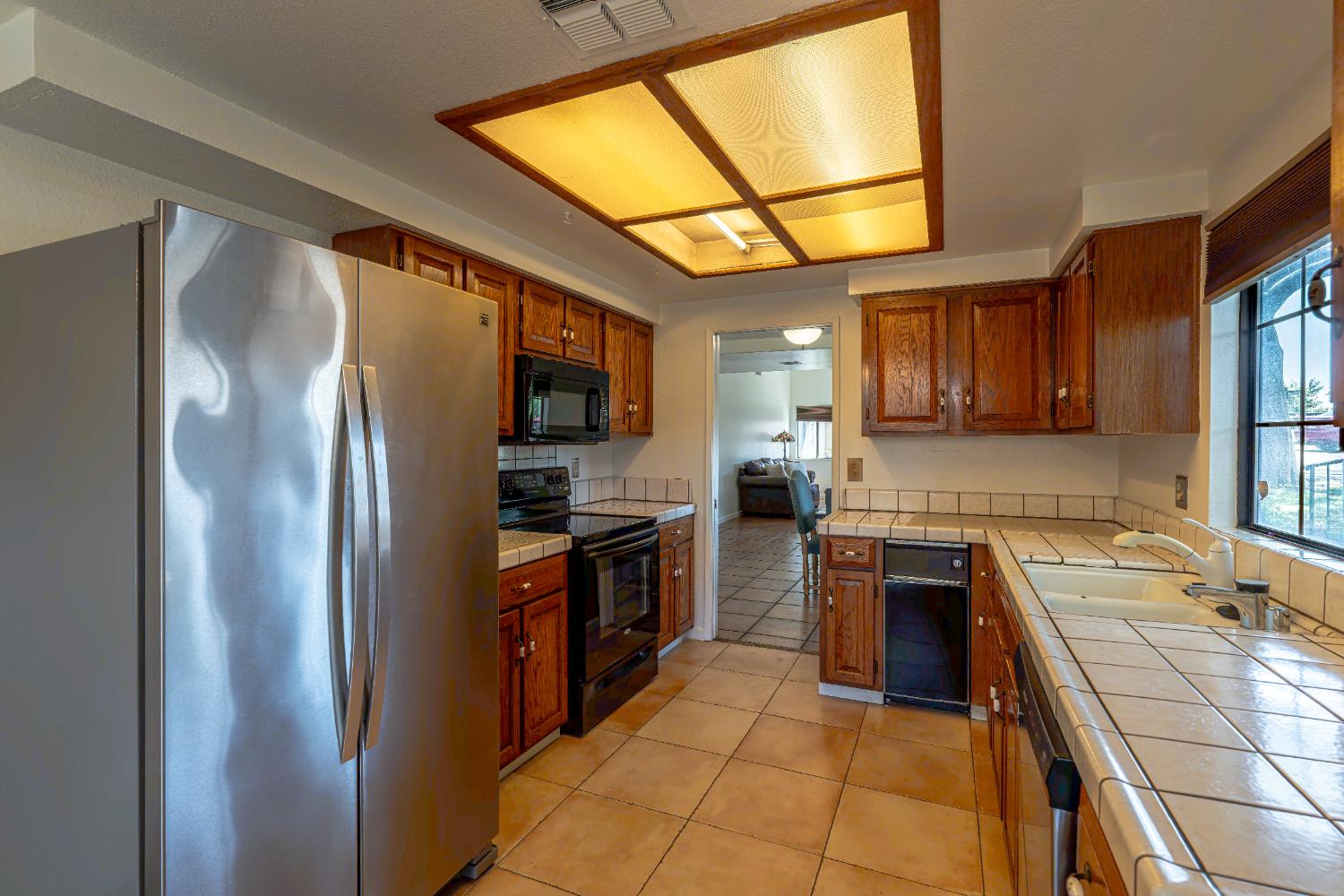 Detail Gallery Image 19 of 47 For 8140 Maderia Port Ln, Fair Oaks,  CA 95628 - 2 Beds | 2 Baths