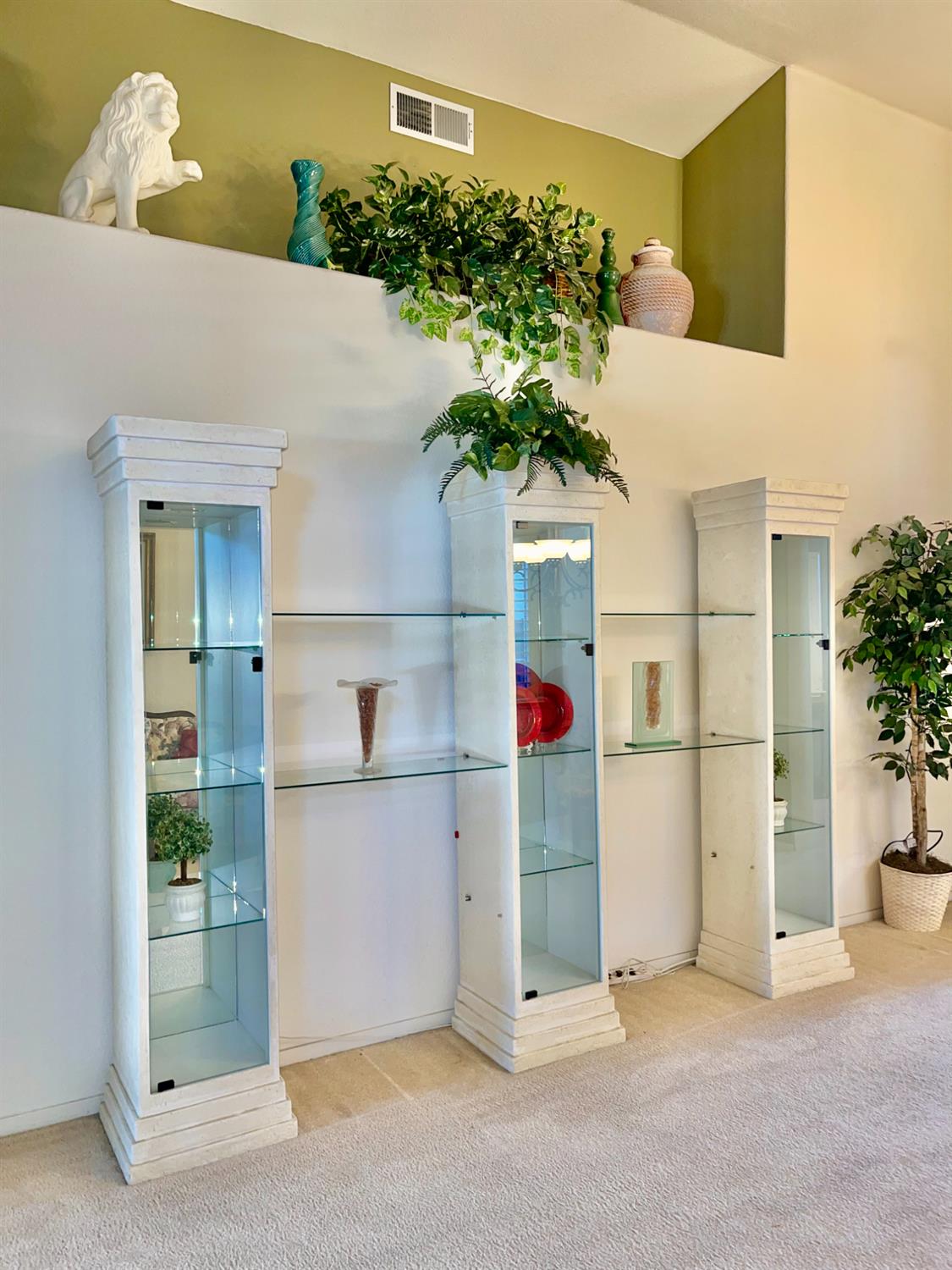 Detail Gallery Image 5 of 33 For 2807 Turnbuckle Cir, Elk Grove,  CA 95758 - 3 Beds | 2 Baths