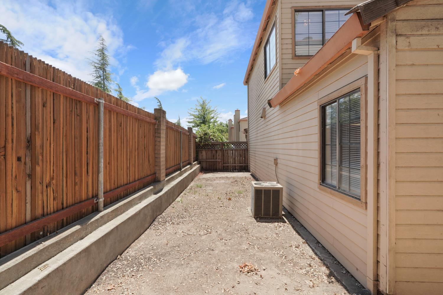 Detail Gallery Image 23 of 24 For 2250 Scarborough Dr #32,  Lodi,  CA 95240 - 1 Beds | 1/1 Baths