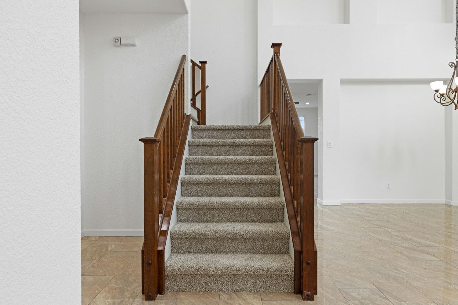 Detail Gallery Image 25 of 51 For 2905 Amir Pl, Modesto,  CA 95355 - 5 Beds | 2/1 Baths