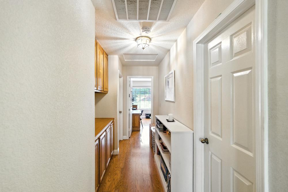 Detail Gallery Image 43 of 74 For 8931 Springhurst Dr, Elk Grove,  CA 95624 - 4 Beds | 3 Baths