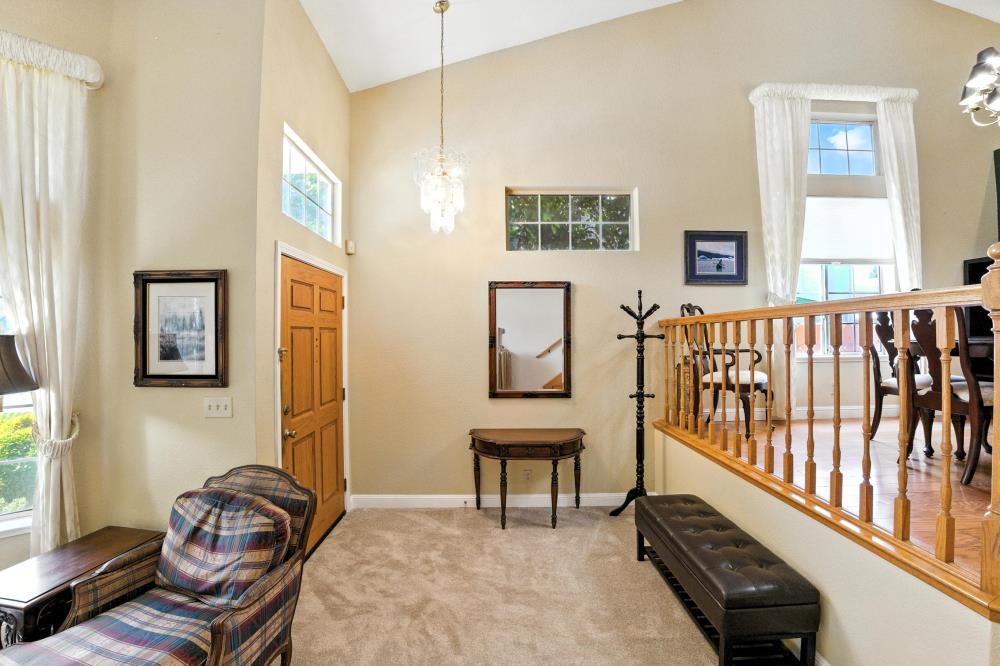 Detail Gallery Image 13 of 74 For 8931 Springhurst Dr, Elk Grove,  CA 95624 - 4 Beds | 3 Baths