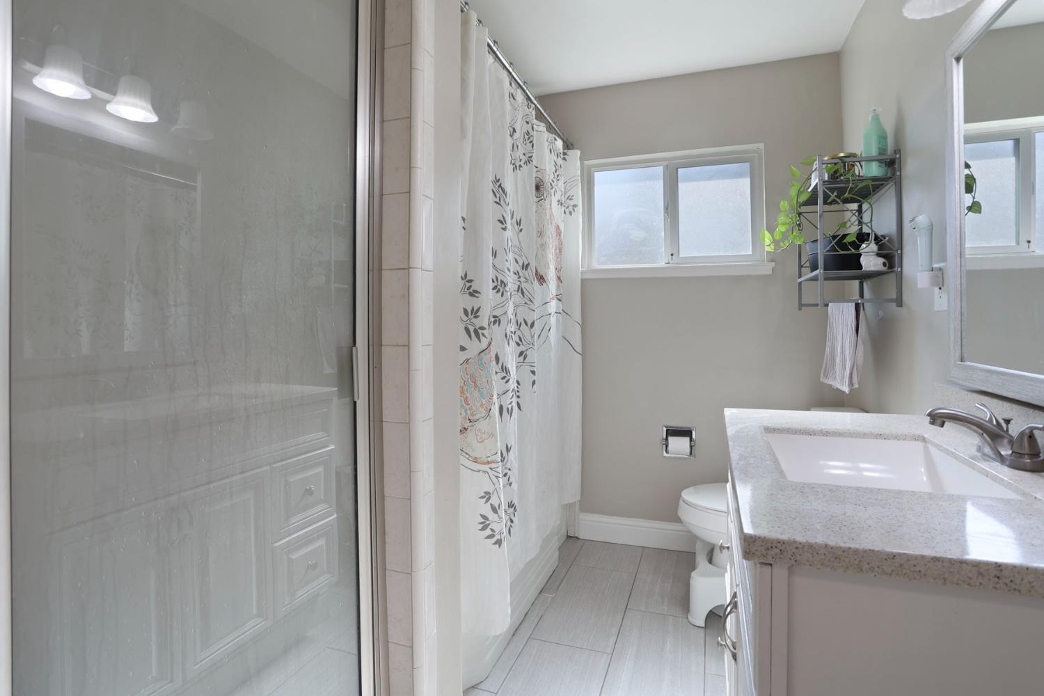 Detail Gallery Image 26 of 43 For 1355 Paloma Ave, Stockton,  CA 95209 - 3 Beds | 1/1 Baths
