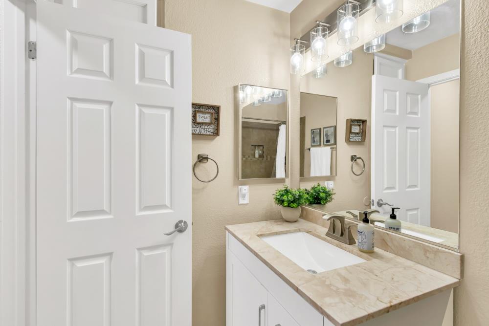 Detail Gallery Image 27 of 40 For 1003 Galleon Way, Sacramento,  CA 95838 - 2 Beds | 2 Baths