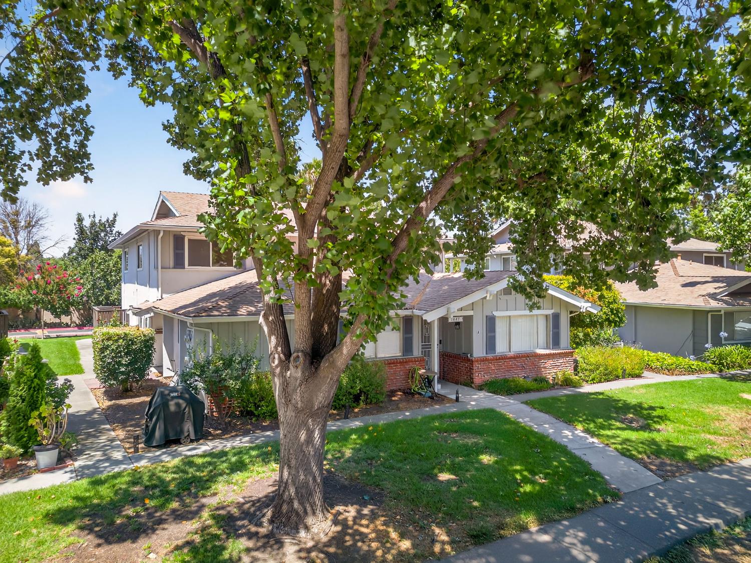 Detail Gallery Image 39 of 49 For 1447 Del Rio Cir #C,  Concord,  CA 94518 - 2 Beds | 1 Baths
