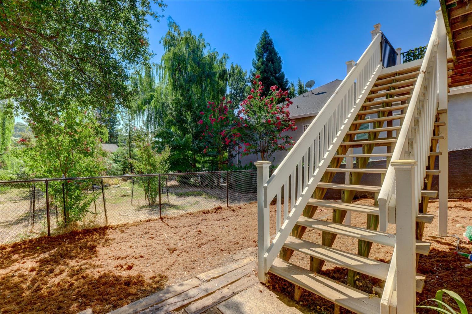 Detail Gallery Image 35 of 65 For 14051 Strawberry Cir, Penn Valley,  CA 95946 - 3 Beds | 3/1 Baths