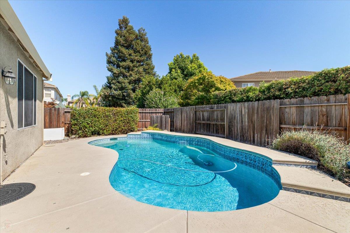 Detail Gallery Image 45 of 55 For 2112 Steinbeck Dr, Modesto,  CA 95356 - 3 Beds | 2 Baths