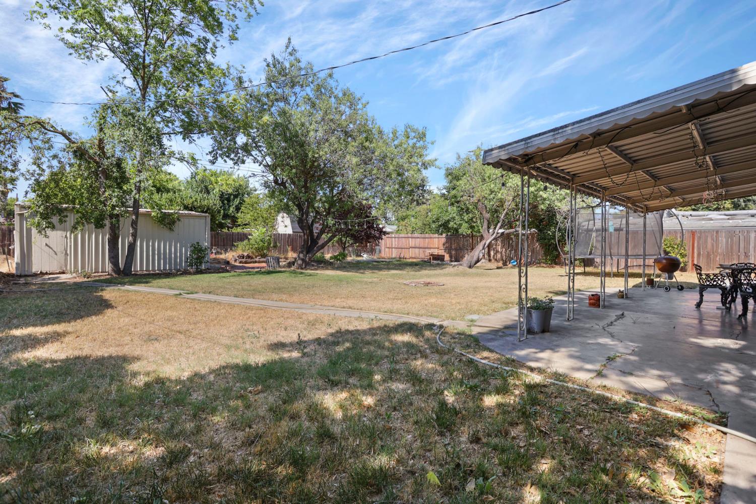 Detail Gallery Image 39 of 43 For 1355 Paloma Ave, Stockton,  CA 95209 - 3 Beds | 1/1 Baths