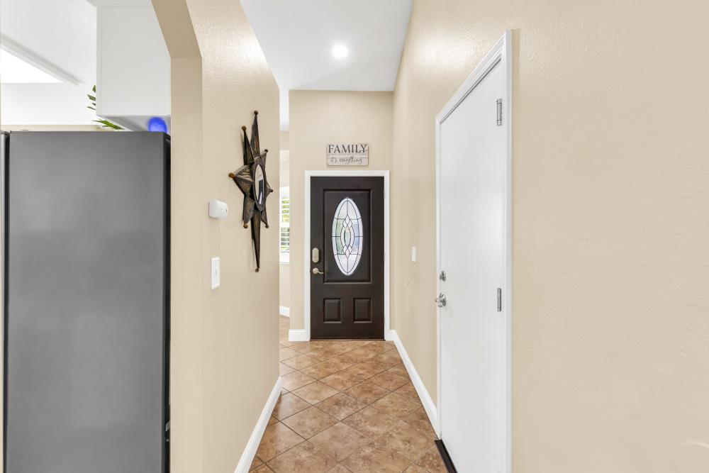 Detail Gallery Image 4 of 40 For 1003 Galleon Way, Sacramento,  CA 95838 - 2 Beds | 2 Baths