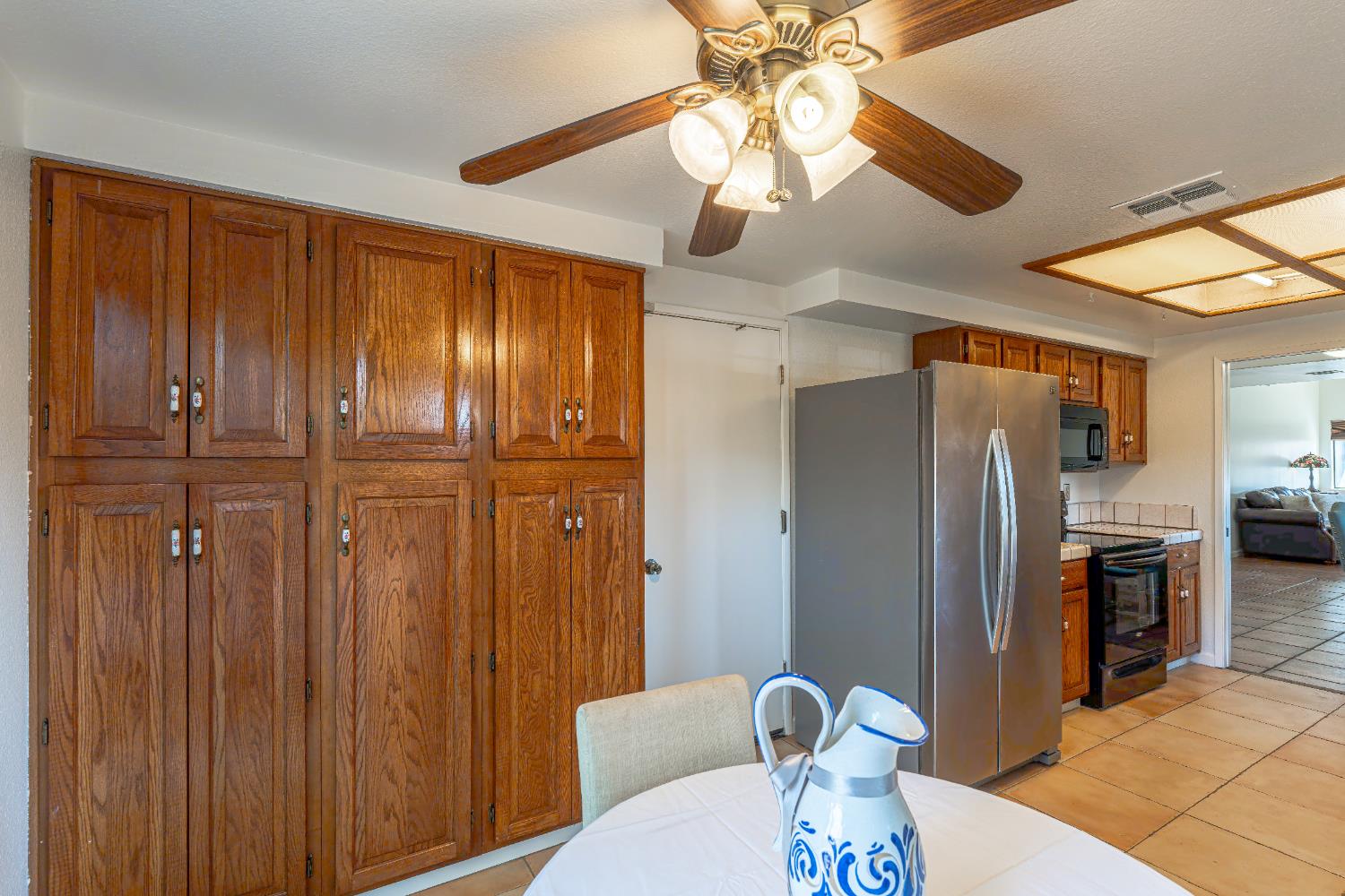 Detail Gallery Image 16 of 47 For 8140 Maderia Port Ln, Fair Oaks,  CA 95628 - 2 Beds | 2 Baths
