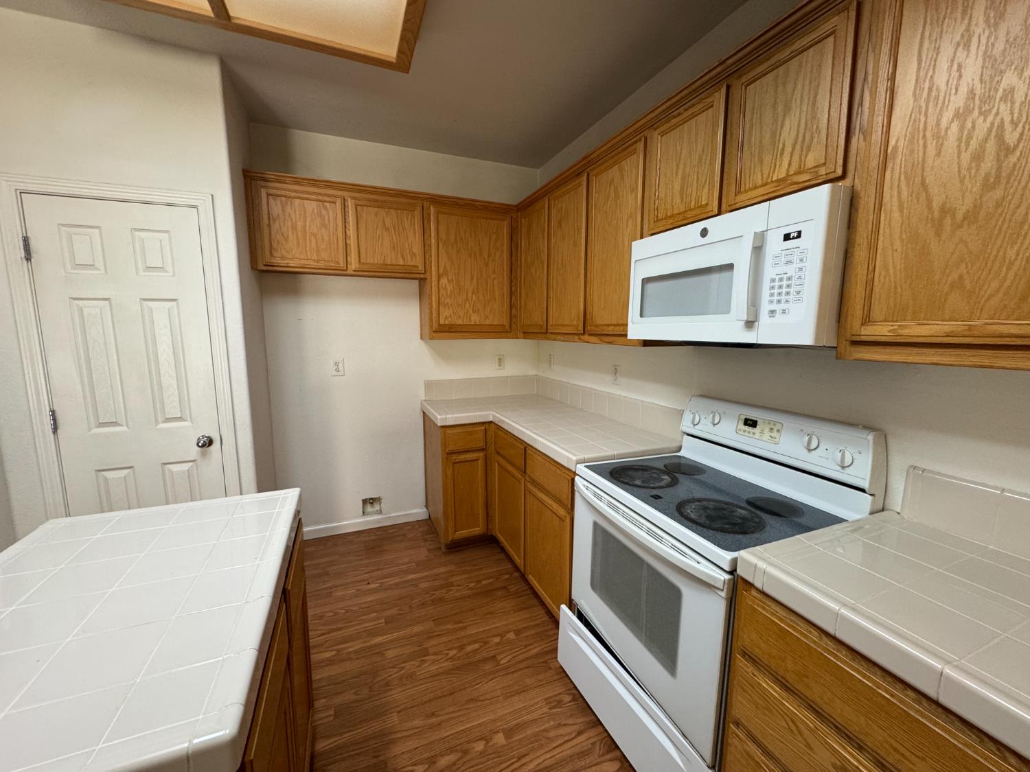 Detail Gallery Image 5 of 20 For 5415 Etherington Ct, Riverbank,  CA 95367 - 4 Beds | 3 Baths