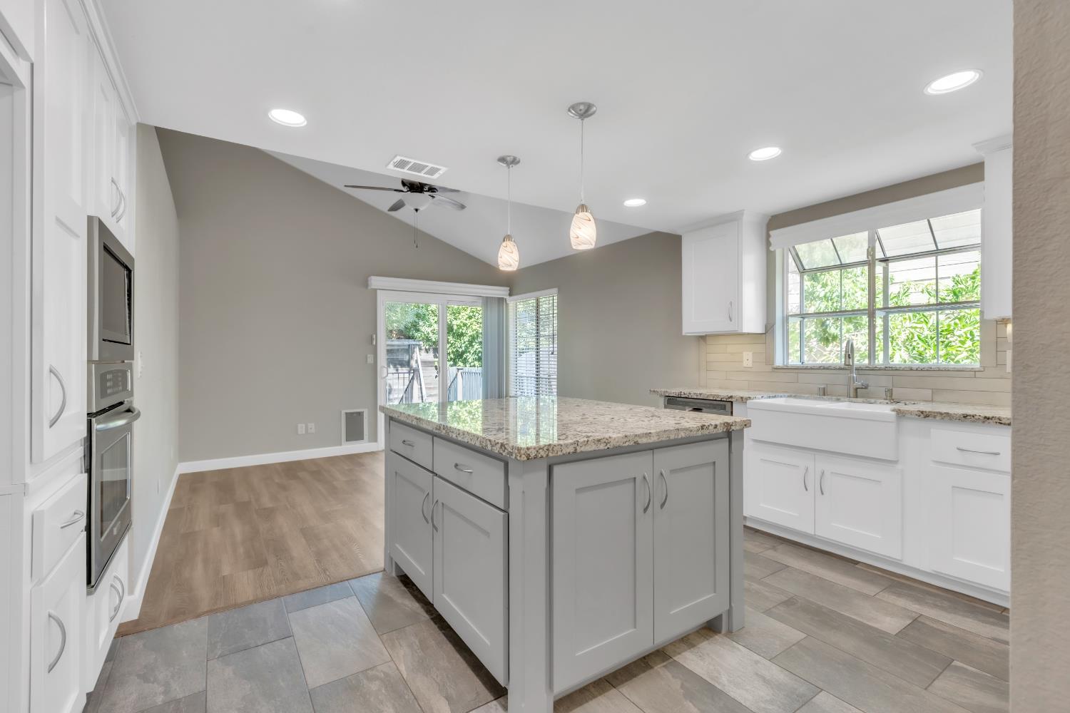 Detail Gallery Image 10 of 53 For 4407 Andrew Alan Ln, Fair Oaks,  CA 95628 - 3 Beds | 2 Baths