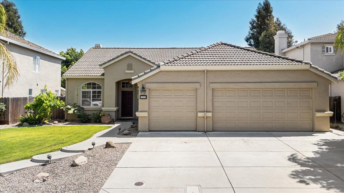 Detail Gallery Image 4 of 55 For 2112 Steinbeck Dr, Modesto,  CA 95356 - 3 Beds | 2 Baths