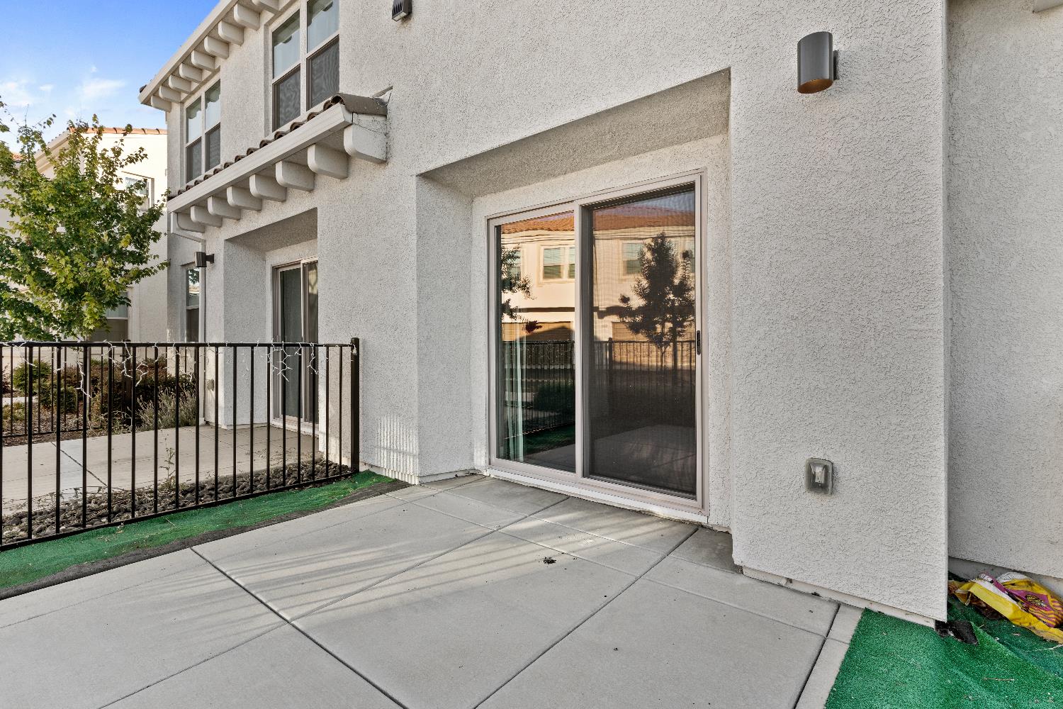 Detail Gallery Image 4 of 48 For 5301 E Commerce Way #23103,  Sacramento,  CA 95835 - 3 Beds | 3 Baths