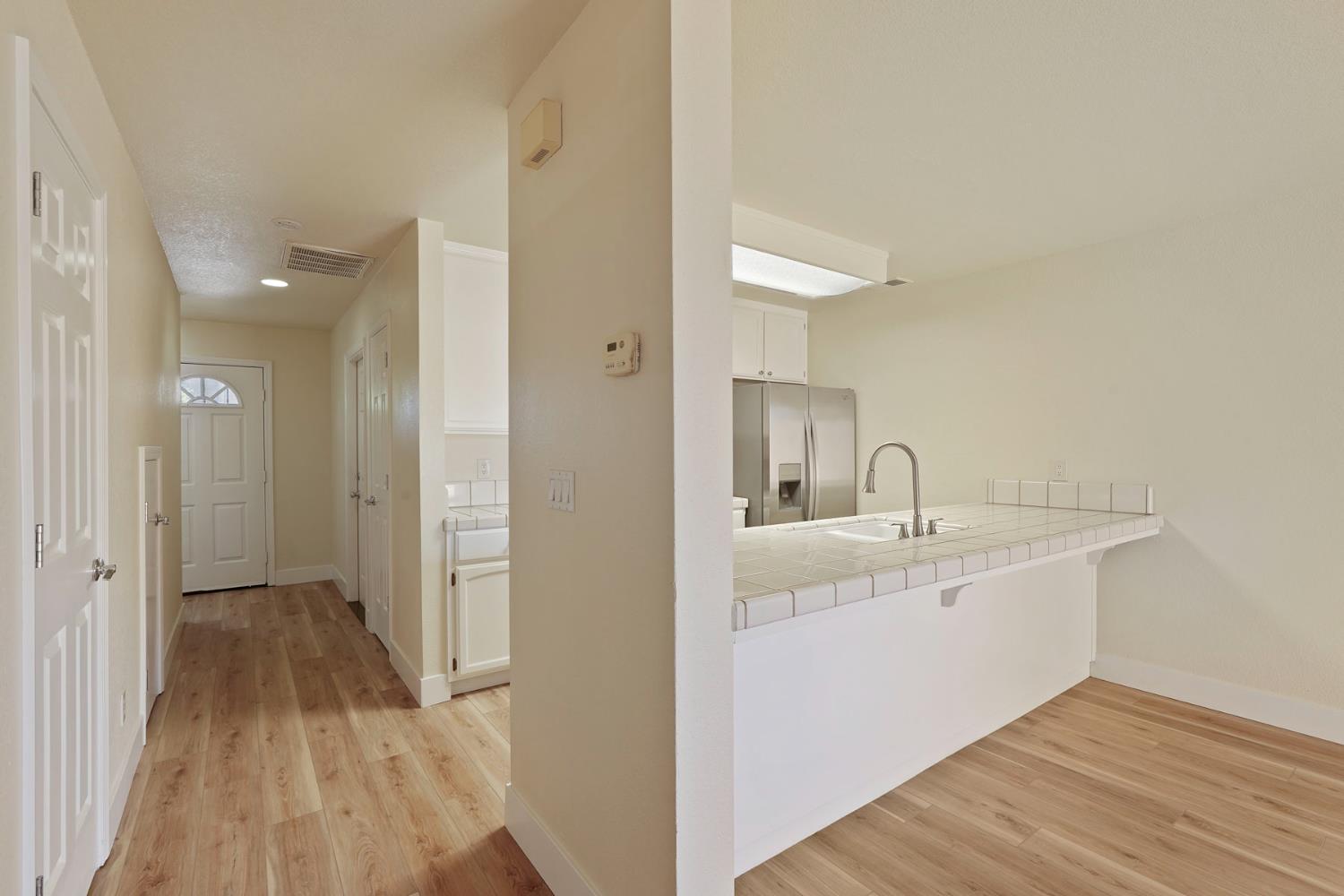 Detail Gallery Image 9 of 24 For 2250 Scarborough Dr #32,  Lodi,  CA 95240 - 1 Beds | 1/1 Baths