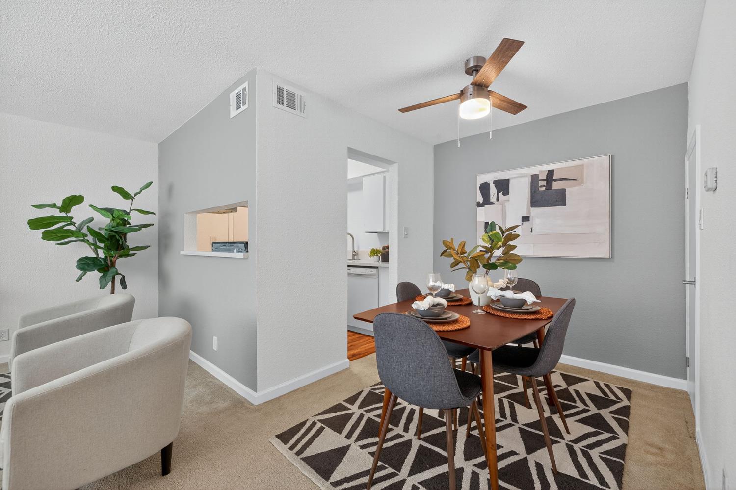 Detail Gallery Image 12 of 49 For 1447 Del Rio Cir #C,  Concord,  CA 94518 - 2 Beds | 1 Baths