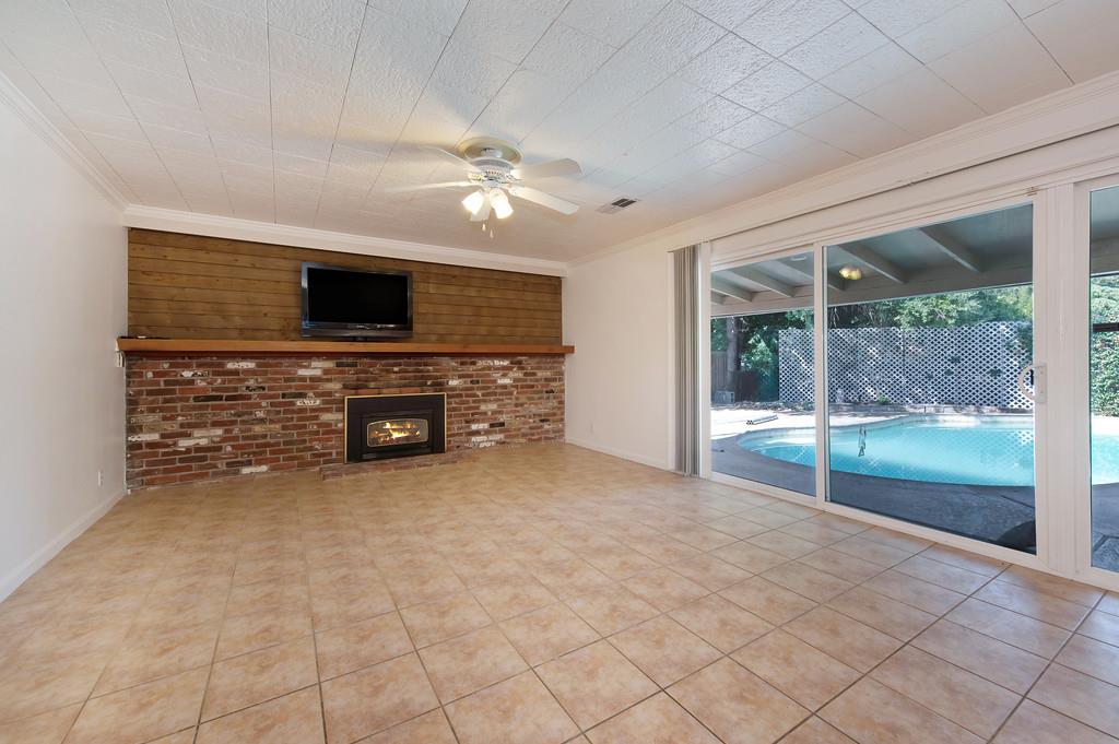 Detail Gallery Image 33 of 54 For 5801 Southgrove Dr, Citrus Heights,  CA 95610 - 3 Beds | 3 Baths