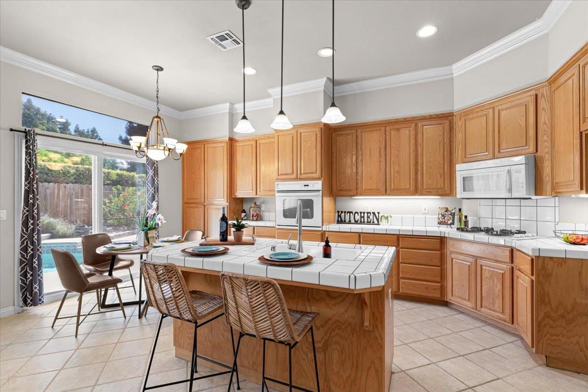 Detail Gallery Image 18 of 55 For 2112 Steinbeck Dr, Modesto,  CA 95356 - 3 Beds | 2 Baths