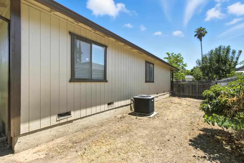 Detail Gallery Image 36 of 45 For 5735 Connie Ct, Loomis,  CA 95650 - 3 Beds | 2 Baths