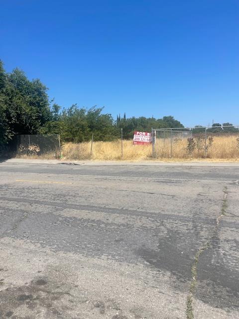 Detail Gallery Image 1 of 2 For 1638 S Argonaut St, Stockton,  CA 95206 - – Beds | – Baths