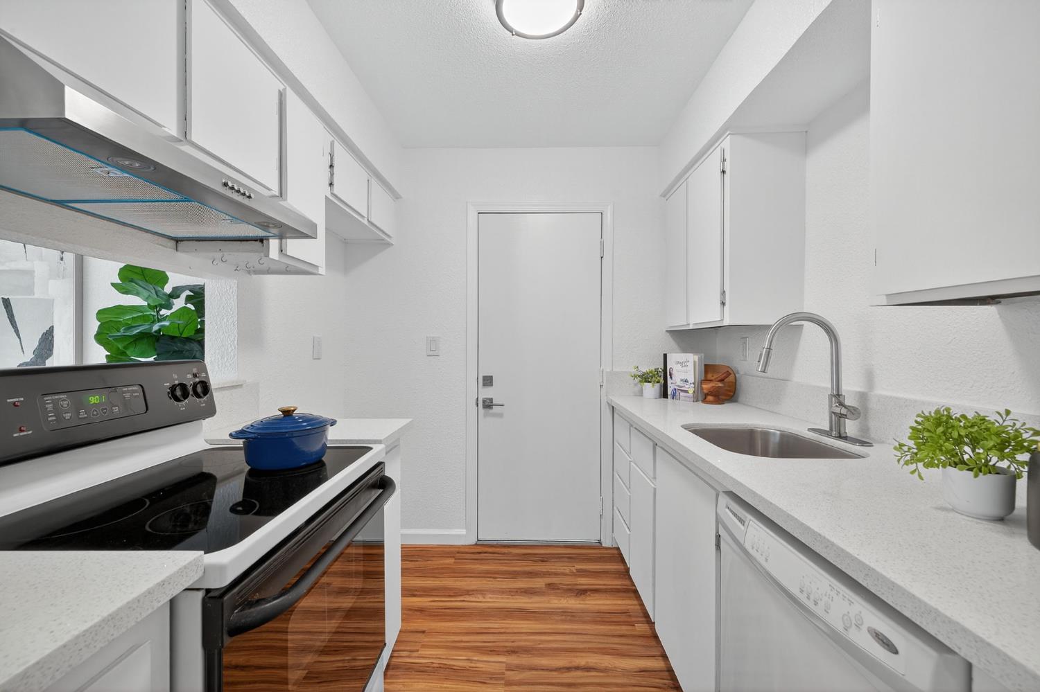 Detail Gallery Image 16 of 49 For 1447 Del Rio Cir #C,  Concord,  CA 94518 - 2 Beds | 1 Baths