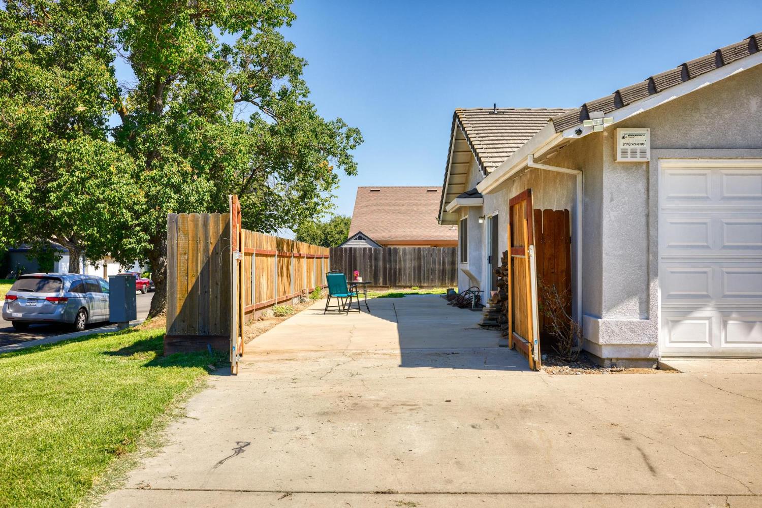 Detail Gallery Image 26 of 34 For 1637 Fantasy Ct, Modesto,  CA 95351 - 3 Beds | 2 Baths