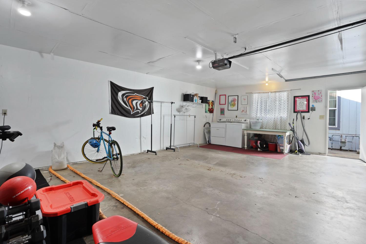 Detail Gallery Image 36 of 39 For 430 Bedford Rd, Stockton,  CA 95204 - 2 Beds | 1 Baths