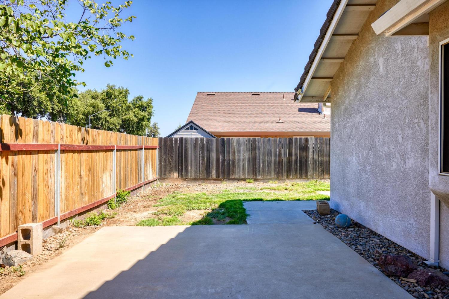 Detail Gallery Image 29 of 34 For 1637 Fantasy Ct, Modesto,  CA 95351 - 3 Beds | 2 Baths