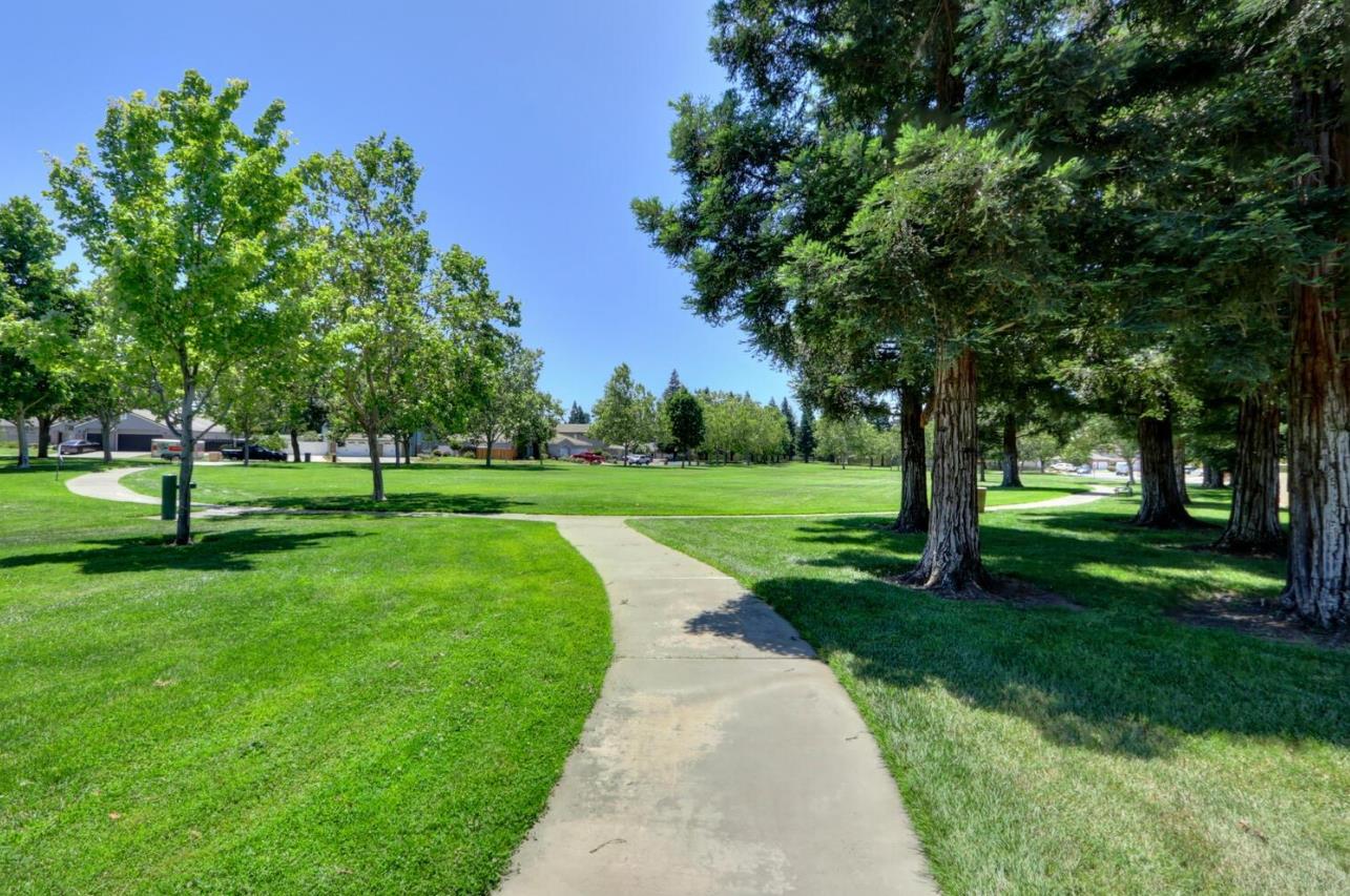 Detail Gallery Image 64 of 74 For 8931 Springhurst Dr, Elk Grove,  CA 95624 - 4 Beds | 3 Baths