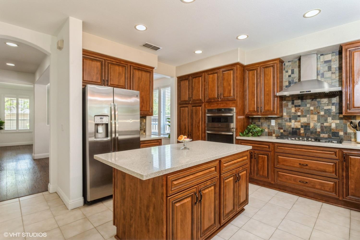 Detail Gallery Image 15 of 54 For 1740 Langholm Way, Folsom,  CA 95630 - 3 Beds | 2/1 Baths