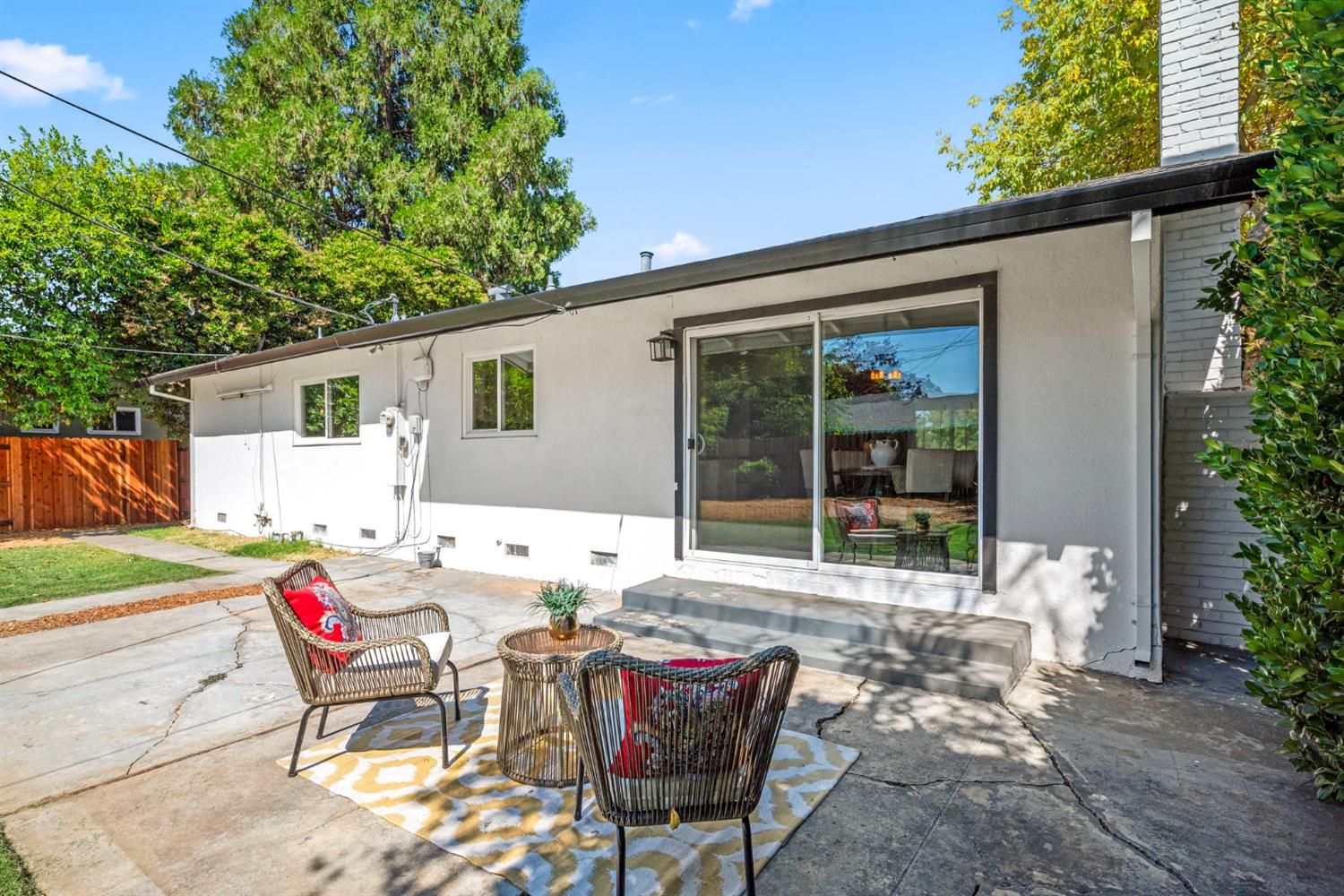 Detail Gallery Image 26 of 29 For 3429 Rosemont Dr, Sacramento,  CA 95826 - 3 Beds | 2 Baths