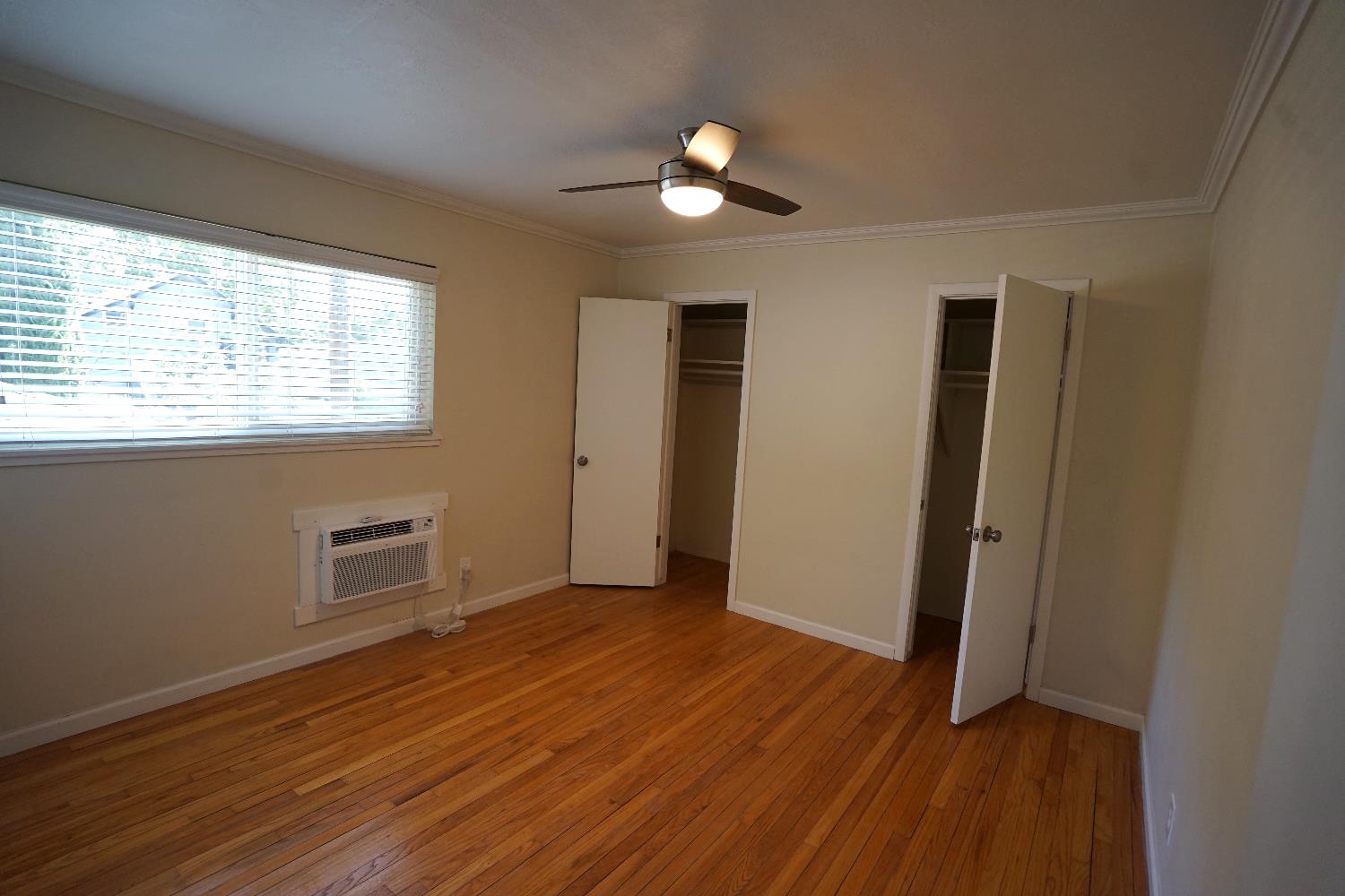 Detail Gallery Image 8 of 19 For 2811 F St, Sacramento,  CA 95816 - – Beds | – Baths