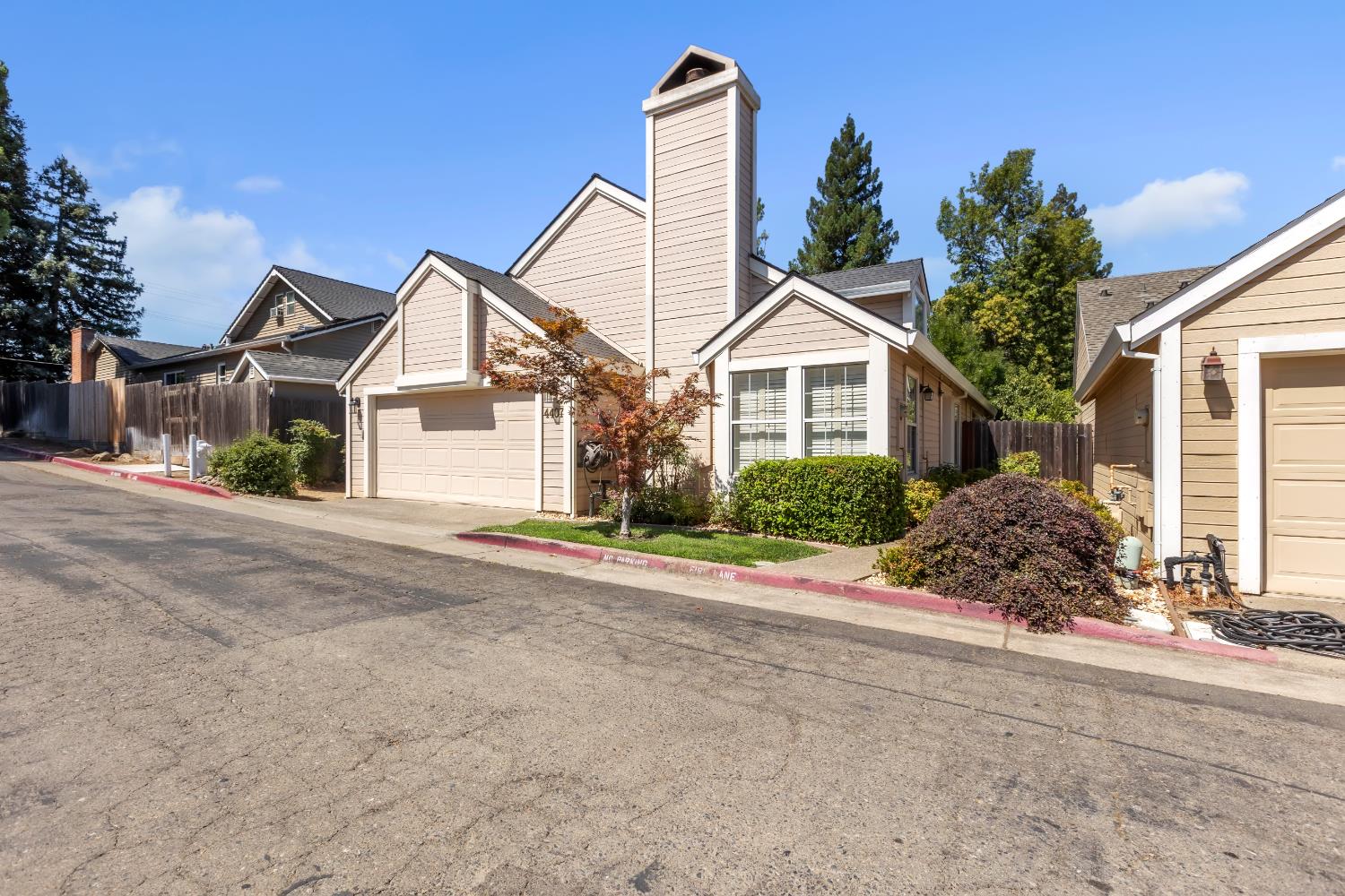Detail Gallery Image 3 of 53 For 4407 Andrew Alan Ln, Fair Oaks,  CA 95628 - 3 Beds | 2 Baths