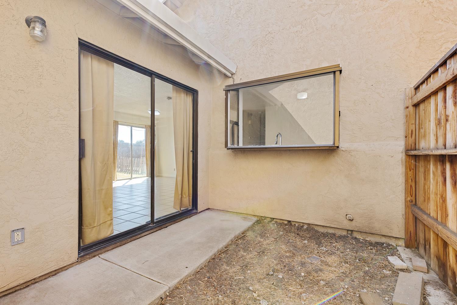 Detail Gallery Image 22 of 26 For 8916 Fox Creek Dr, Stockton,  CA 95210 - 3 Beds | 2 Baths