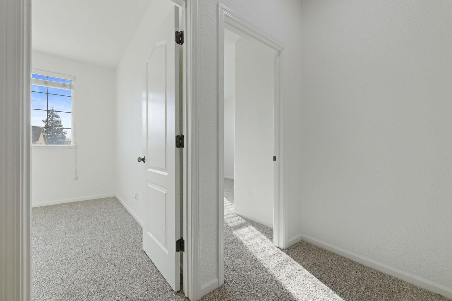 Detail Gallery Image 45 of 51 For 2905 Amir Pl, Modesto,  CA 95355 - 5 Beds | 2/1 Baths